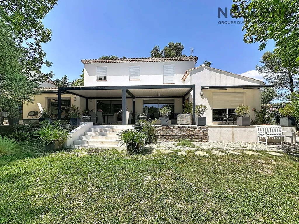Välivaade - Exceptional Property with Two Homes in Peynier