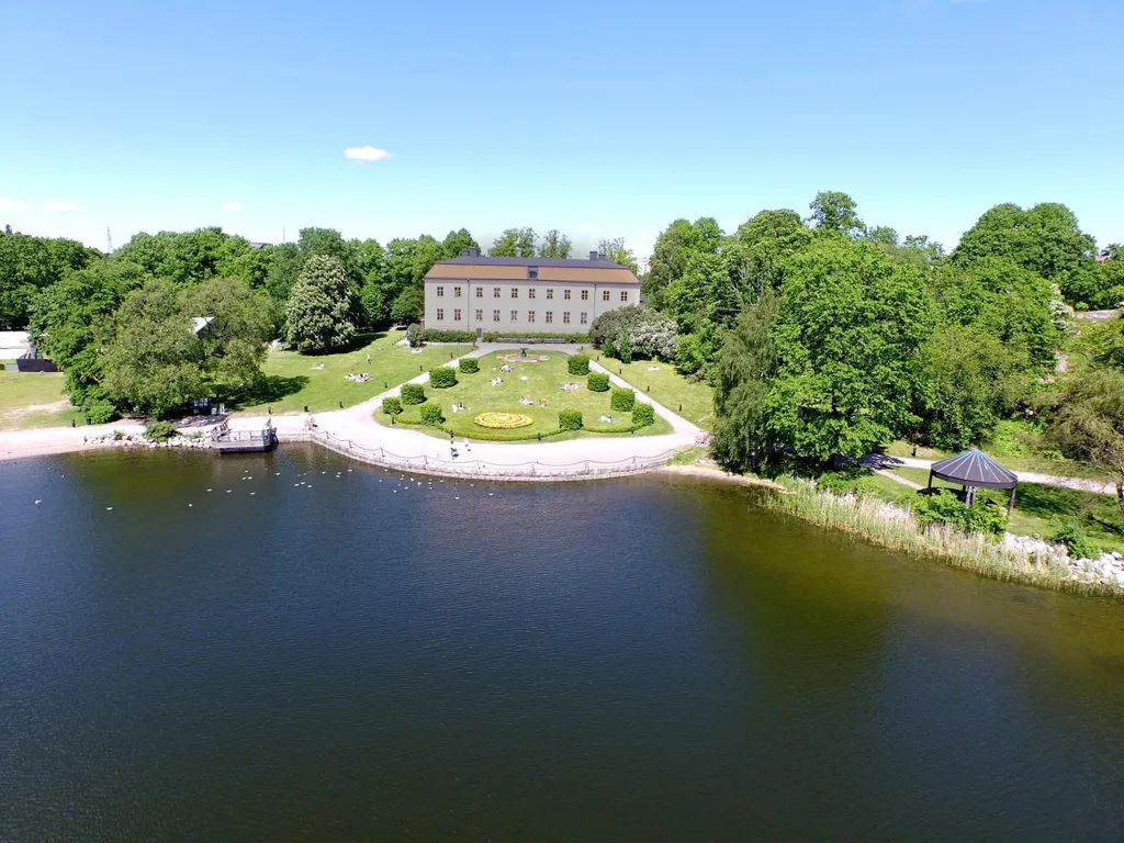Õhuvaade - Apartment with Balcony in Sollentuna