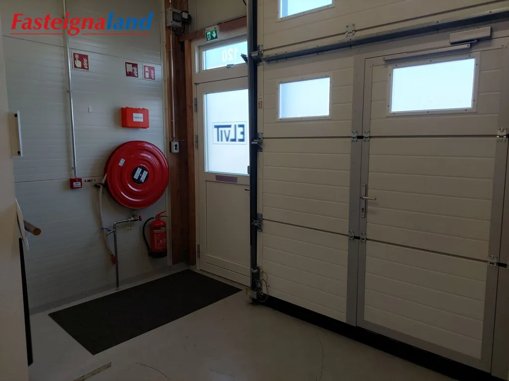 Garage - Modern Apartment with Loft in Hafnarfjörður