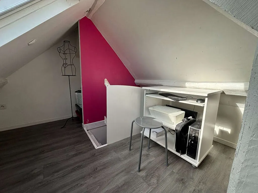 Pièces - Maison Charmante avec Terrasse à Rouen
