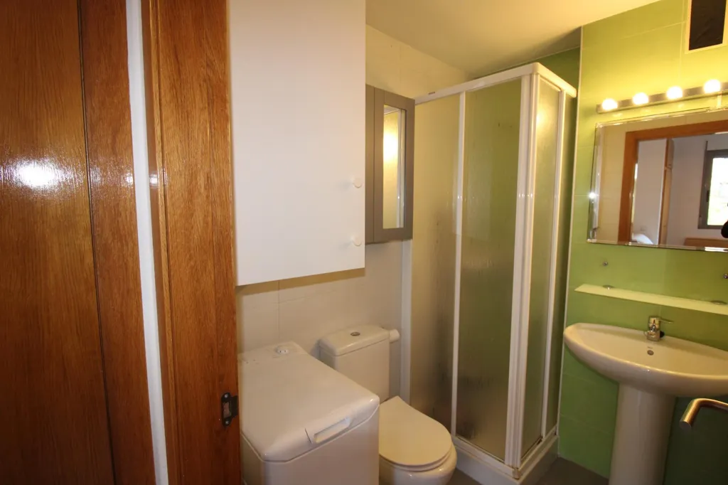 Salles de bain - Bright Studio with Terrace in Espinardo, Murcia