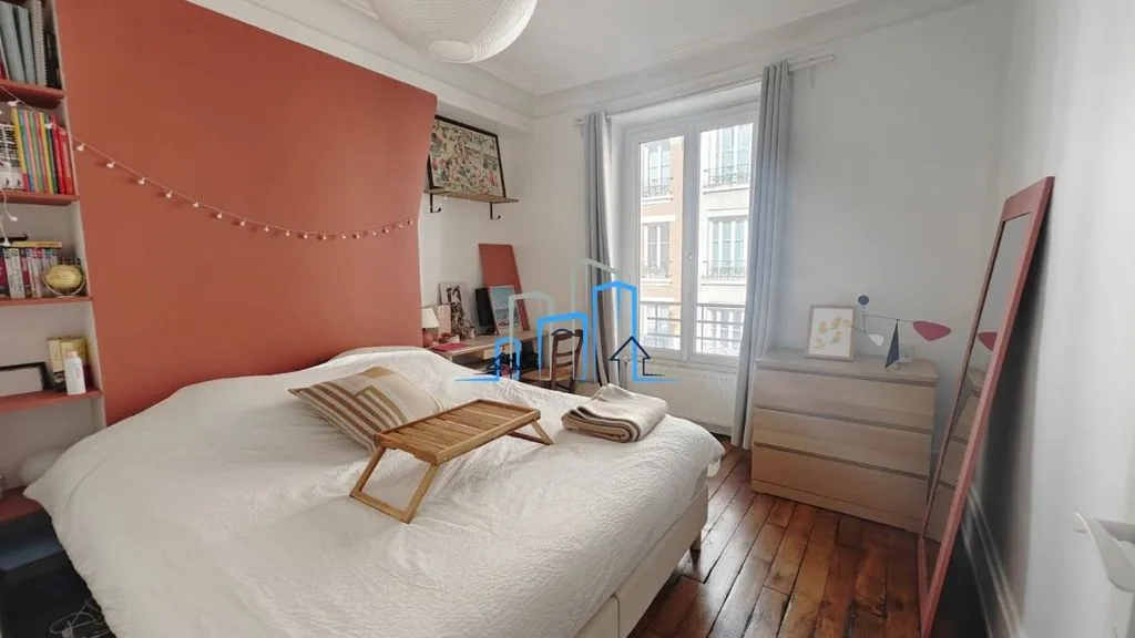 Chambres - Appartement 2 Pièces avec Charme Ancien à Montmartre