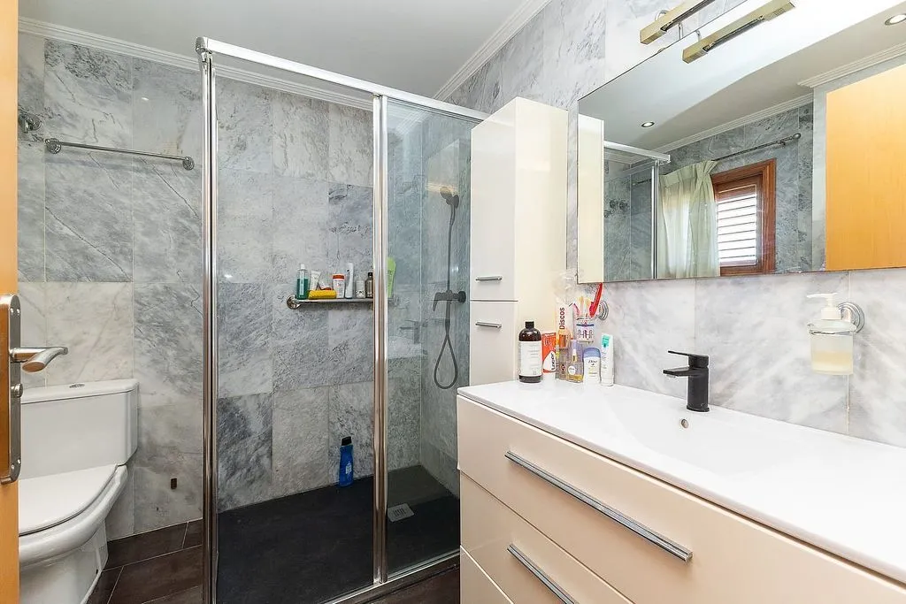 Salles de bain - Chalet with Pool and Terrace in L'Eliana