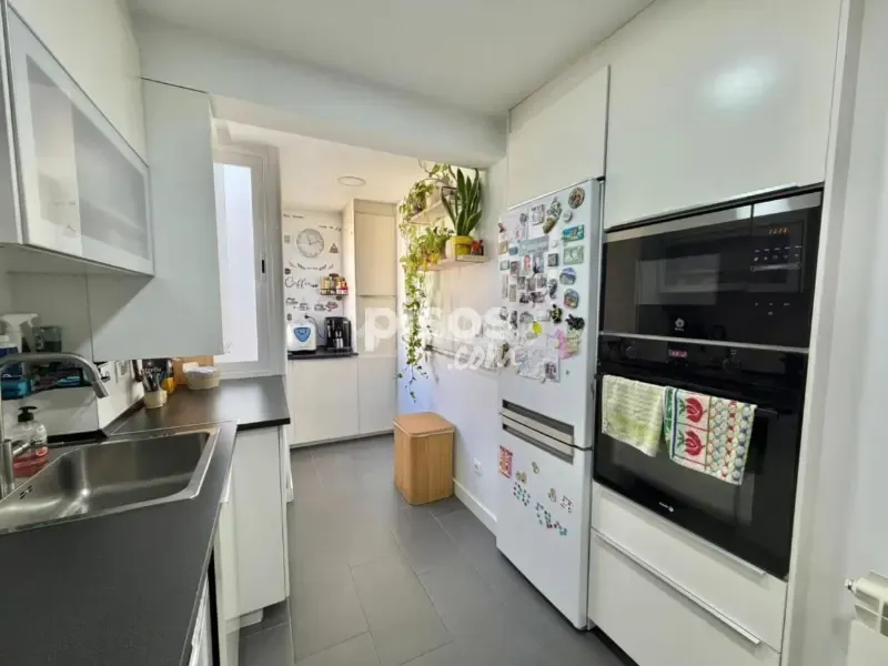 Cuisine - Renovated Flat with Air Conditioning in Coslada