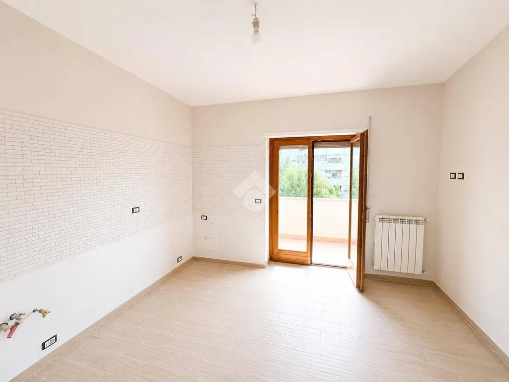 Stanze - Apartment with Balcony in Fondi