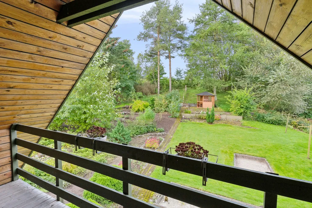 Jardin - Villa with Garden in Løgstrup