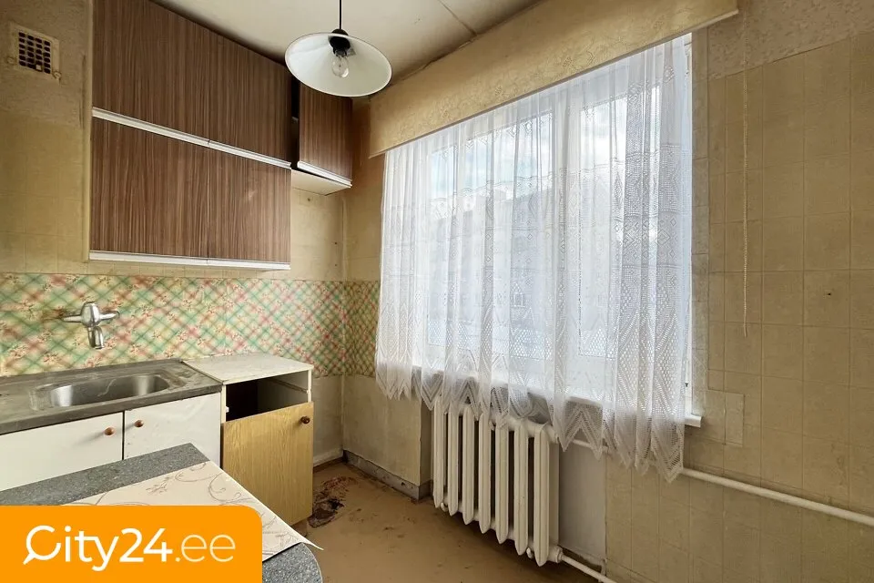 Köök - Sunny Apartment with Central Heating in Kunda