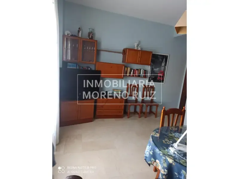 Séjour - House with Commercial Space in Baena