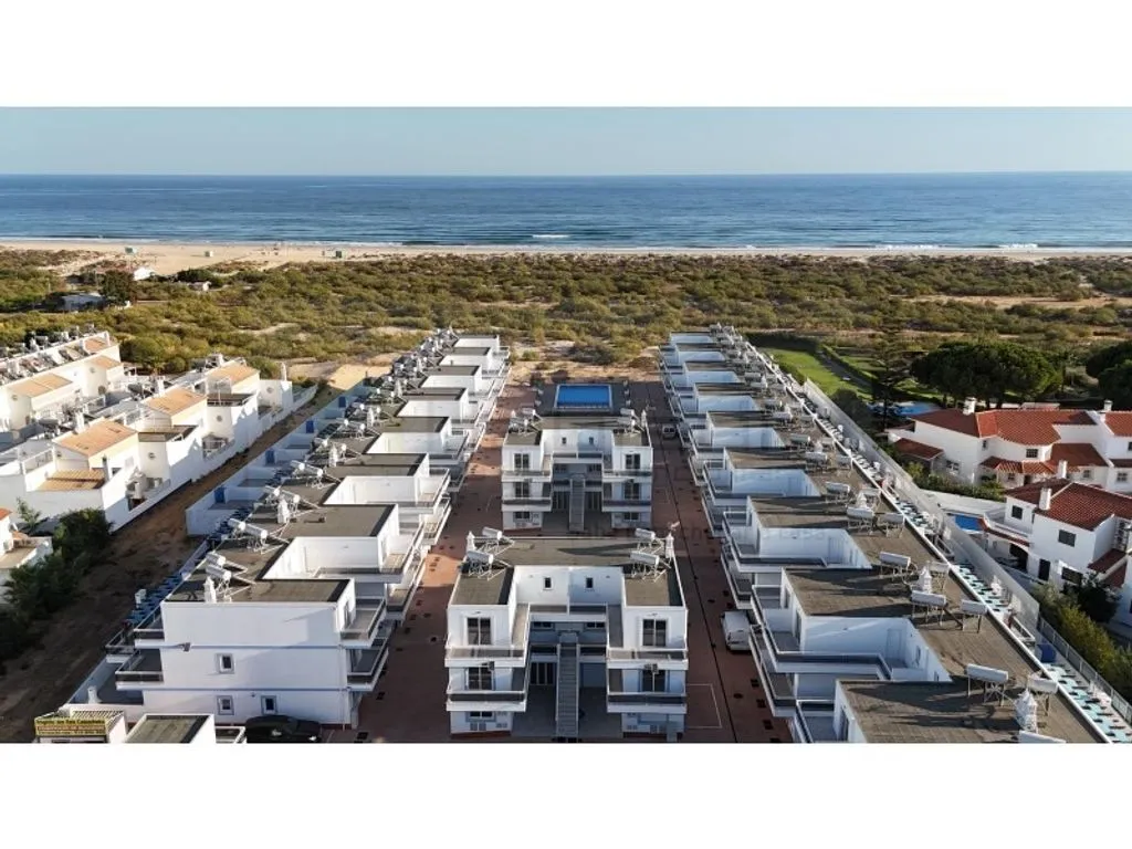 Õhuvaade - Luxury Duplex Apartment with Sea View in Praia Lota