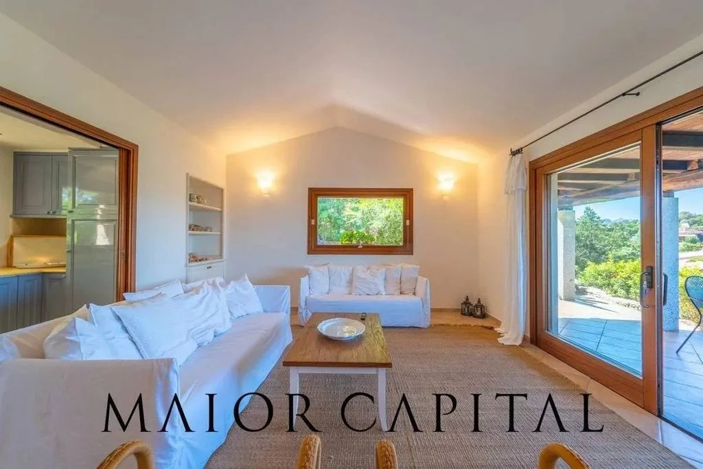 Elutuba - Luxury Villa with Sea View in San Teodoro