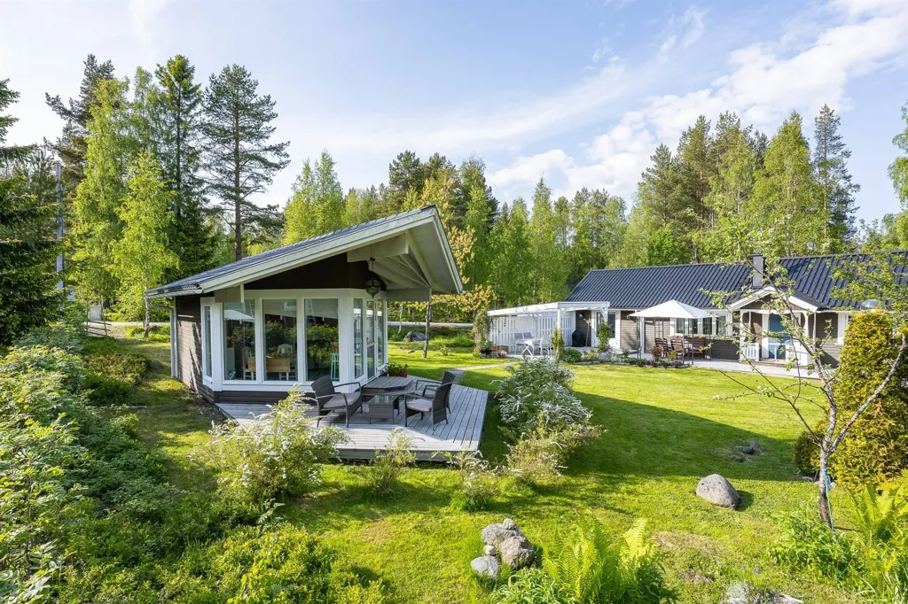 Esterno - Charming Bungalow with Garden near Umeå