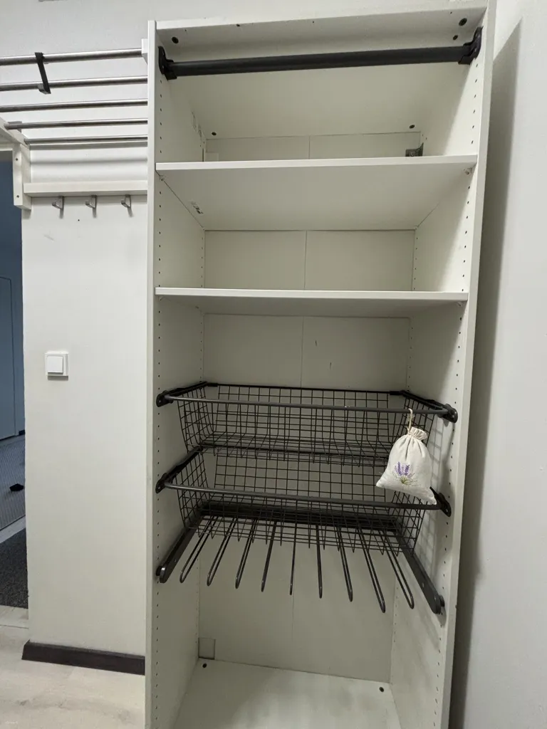 Toad - Spacious Apartment with Balcony in Martinlaakso