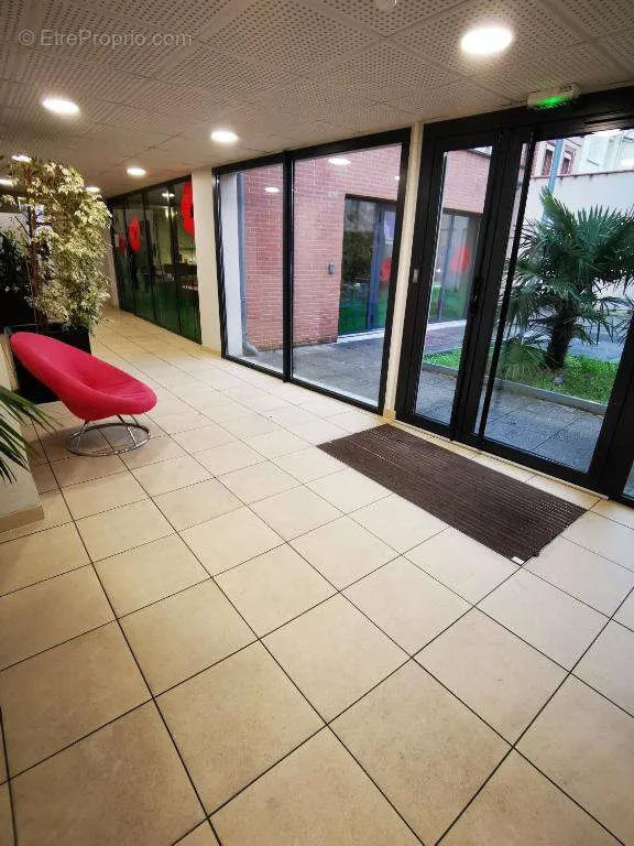 hallway_entrance