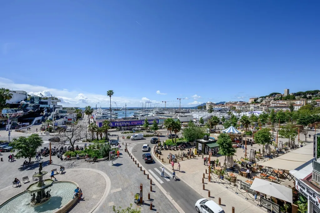 Appartement Luxueux avec Vue Mer à Cannes