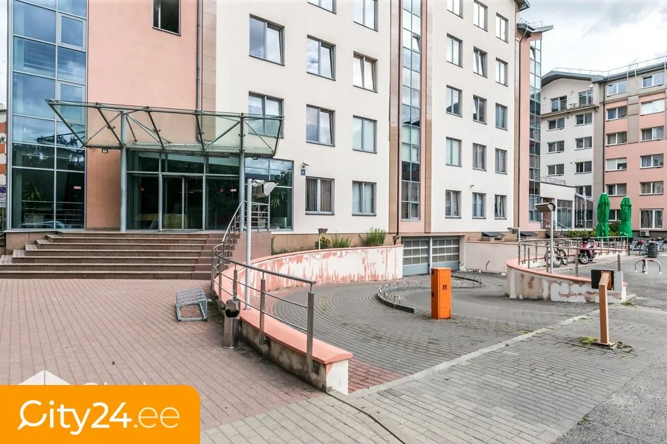 Ärihoone asukohas Rīga