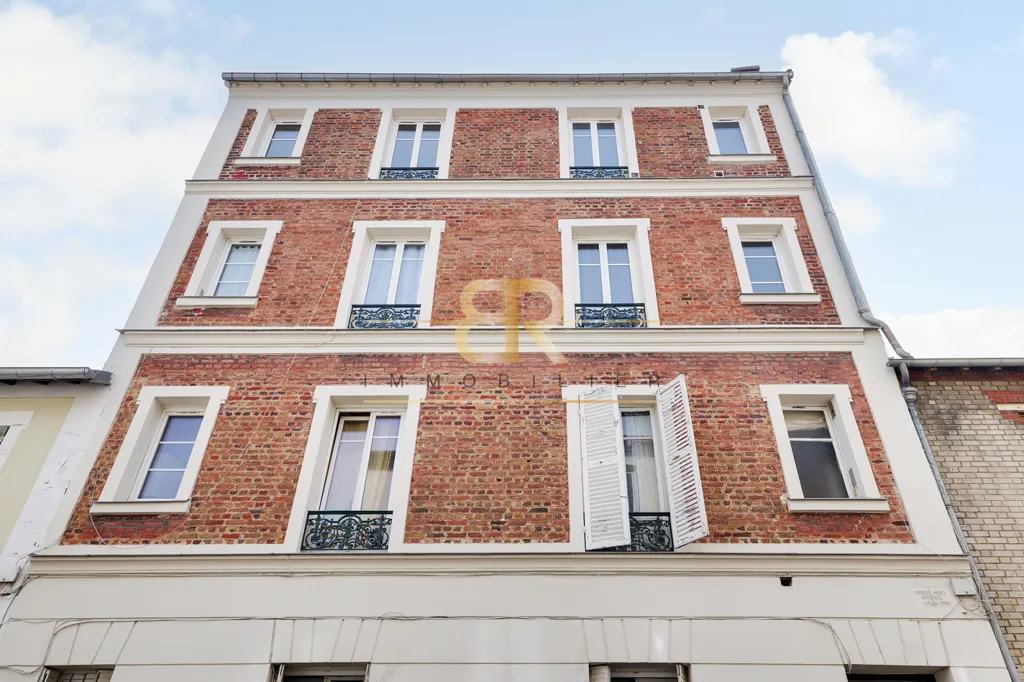 Extérieur - T3 Rénové avec Hauteur sous Plafond à Colombes