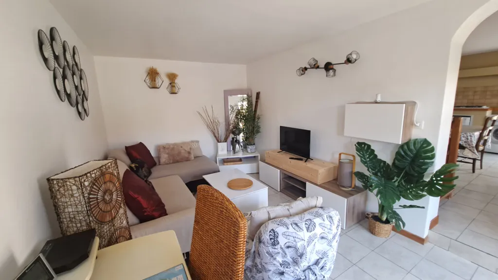 Soggiorno - Charming Stone House with Pool in Mervent