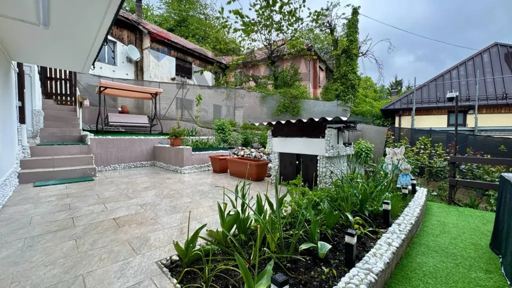 Aed - Fully Rented House with Garden in Paularo