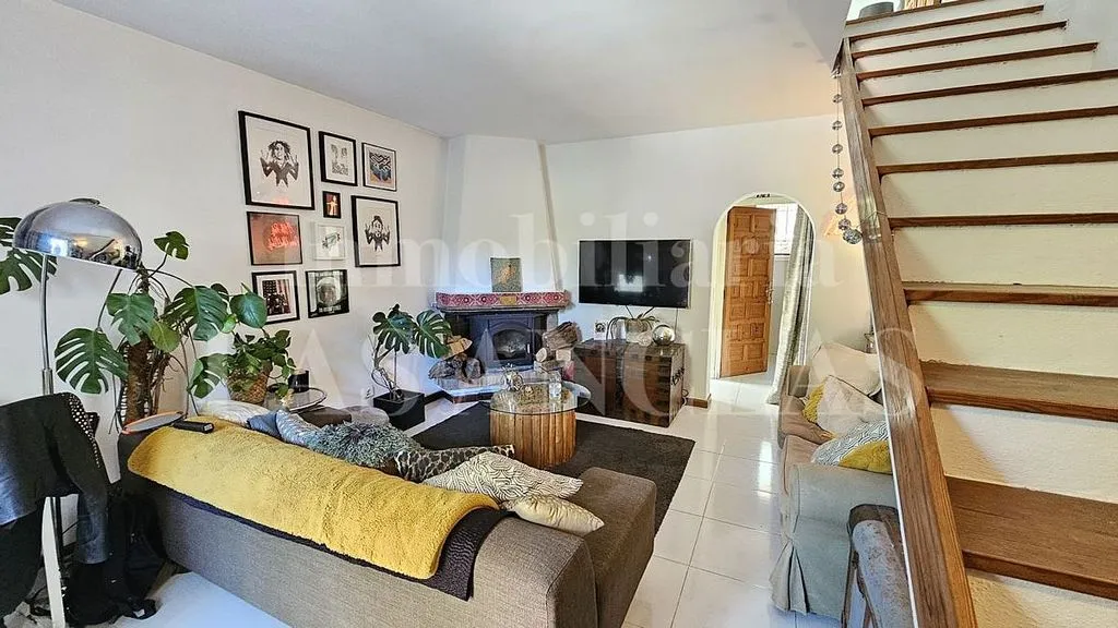 Living Room - Corner Semi-Detached with Garden in Talamanca