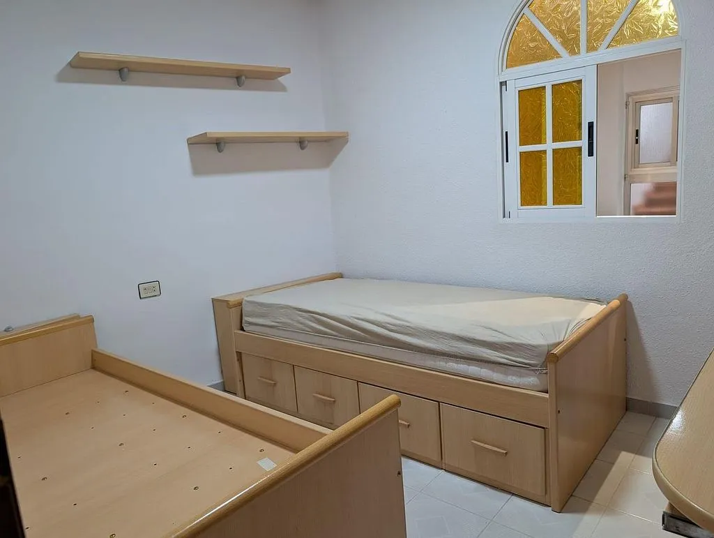 Chambres - Apartment with Terrace in Paterna Centre