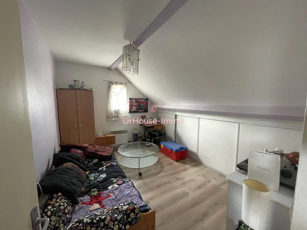Pièces - Maison avec Deux Appartements à Longvic