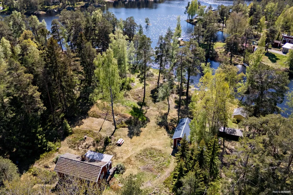 2-toaline maja asukohas Ingarö