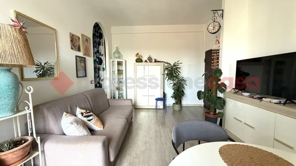 Elutuba - Rearranged 2-Bedroom Apartment in Cesano Boscone