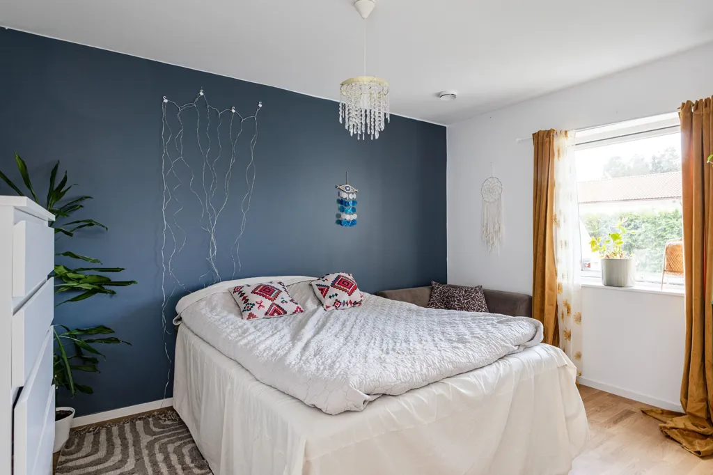 Chambres - Spacious 4-Bedroom with Sunny Terrace in Bredsand