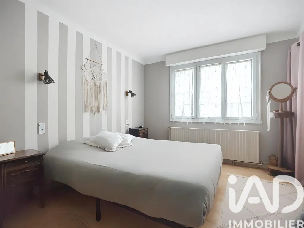 Camere da letto - Traditional House with Heated Pool in Pleurs