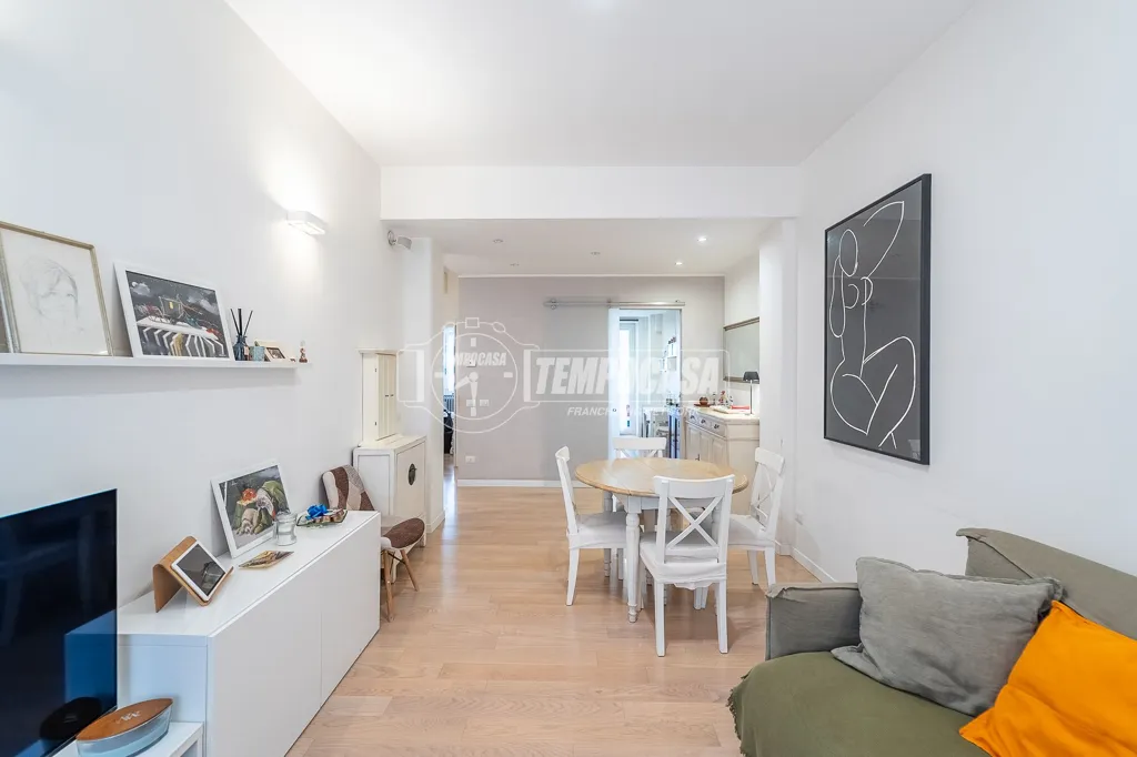 Elutuba - Ristruttured Flat with Balcony in Nomentano, Rome