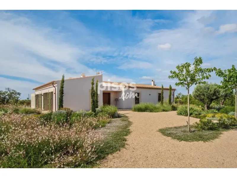 Exterior - Newly Built Finca with Pool in Campos