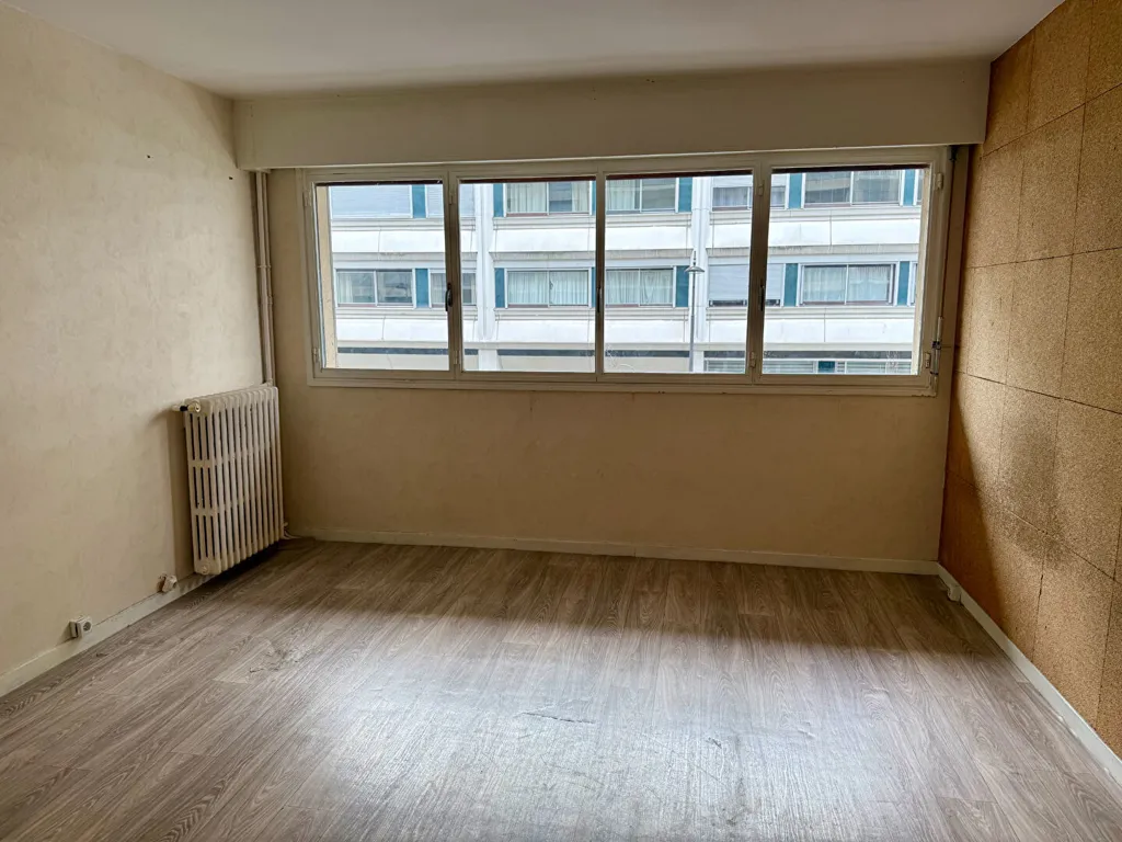 Toad - Bright Studio Flat in Lourmel