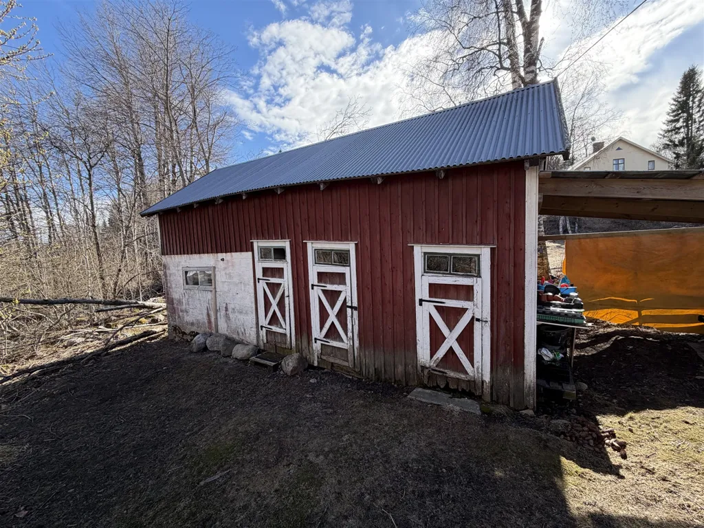 Exterior - Charming Older House with Garden in Ramvik