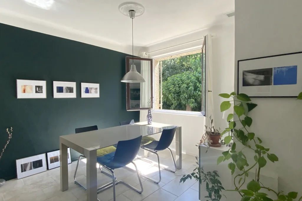 Salle à manger - Maison avec Piscine et Vue Jardin à Uzès