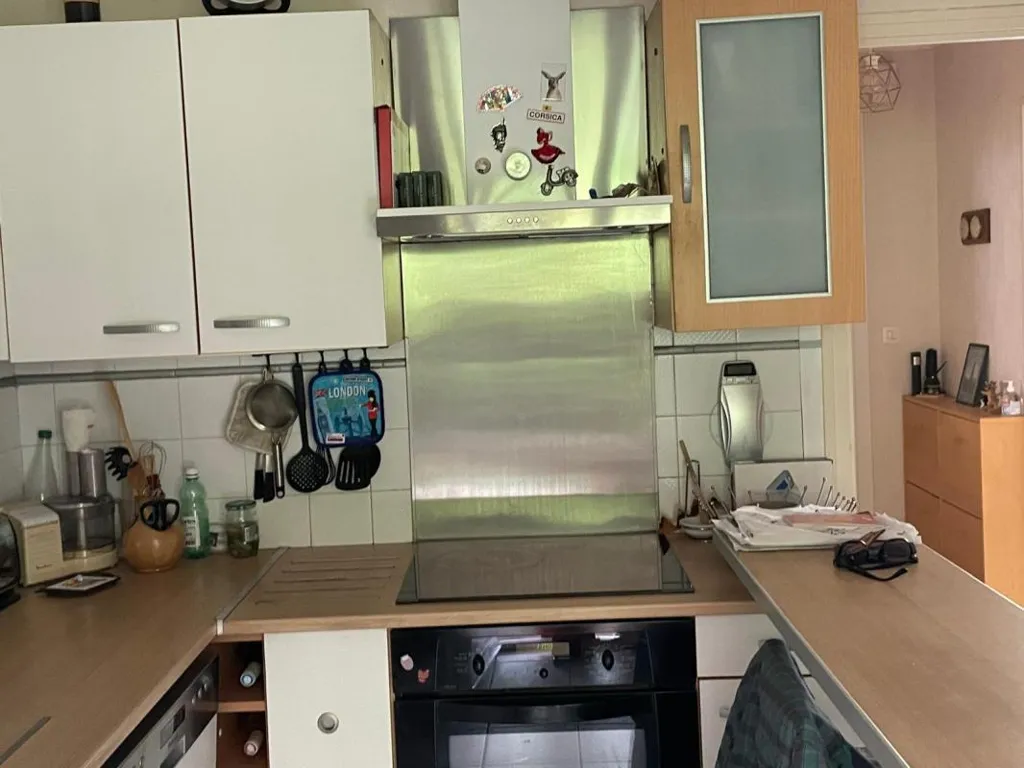 Cuisine - Villa T4 avec Jardin à Villeneuve-Tolosane