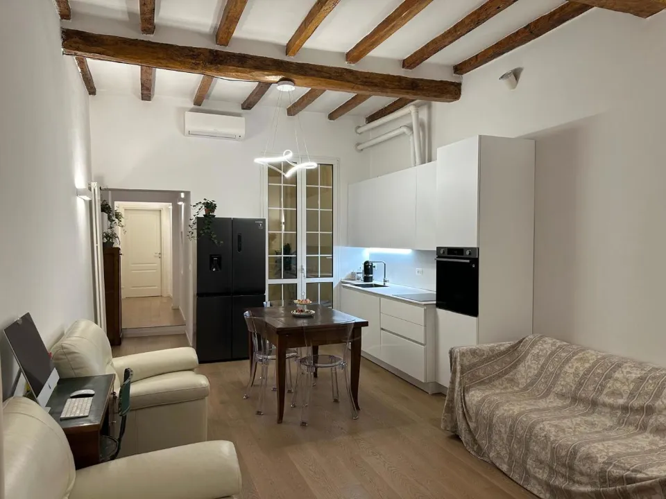 Elutuba - Renovated Ground Floor Flat in Bologna
