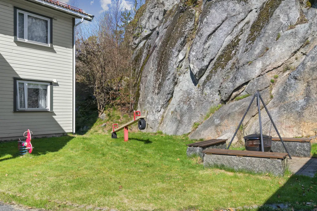 Aed - Apartment with Balcony in Tveteneåsen