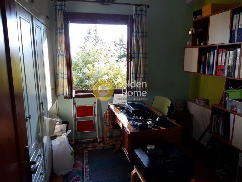 Bureau - Detached Villa with Unobstructed Views in Vravrona