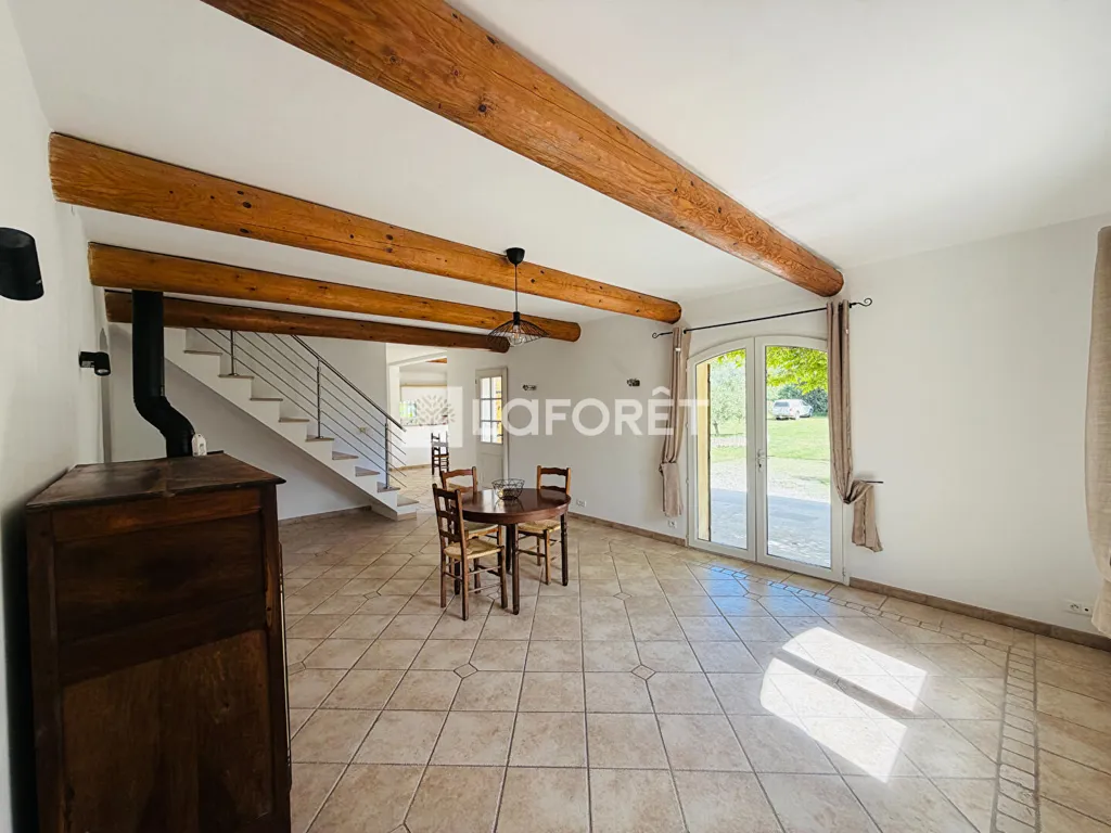 Dining Room - Contemporary Villa with Terrace in Velleron