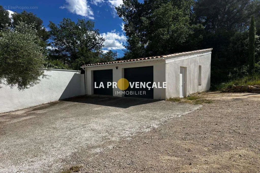 Välivaade - Renovated Villa with Pool in La Bouilladisse