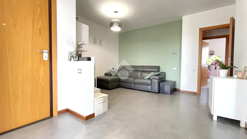 Elutuba - 3-Bedroom Apartment with Balcony in Cotignola