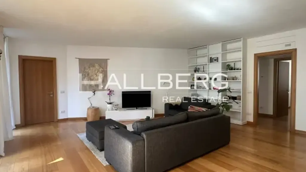 Séjour - Fully Furnished Apartment in Milan's Five Streets