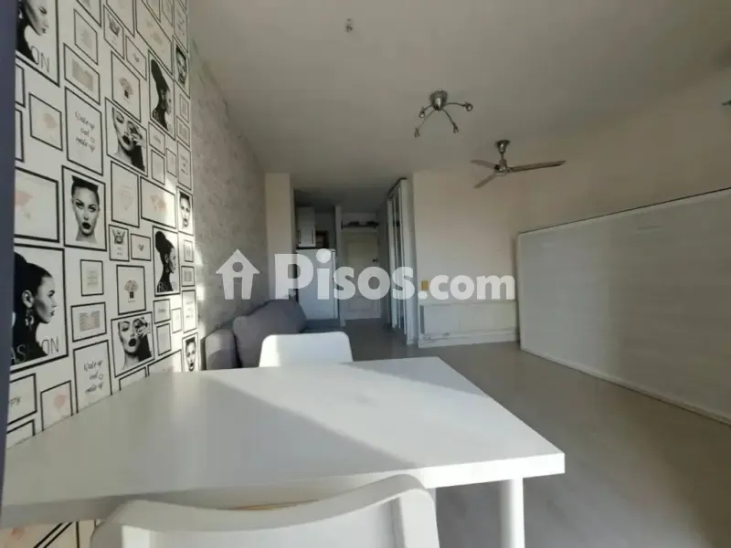 Salle à manger - Studio with Terrace in Parque de La Paloma