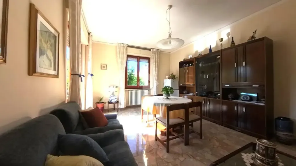 Salle à manger - Panoramic Apartment with Garden in Civitanova Marche