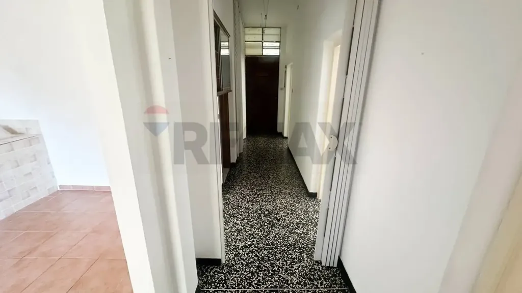 hallway_entrance