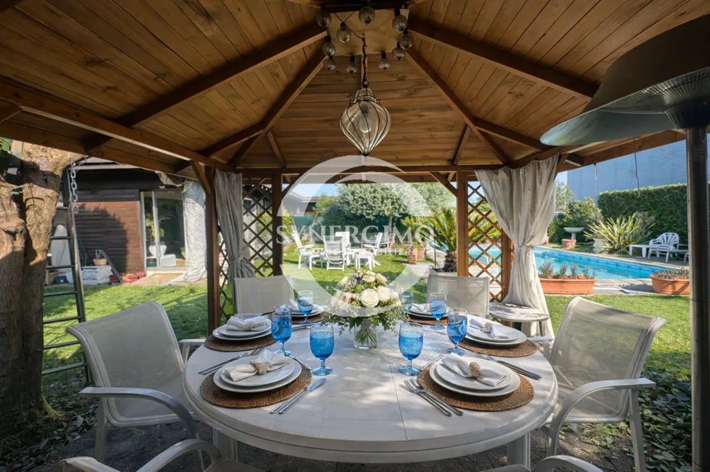 Terrasse - Maison de Plain-Pied avec Piscine à Mérignac Centre