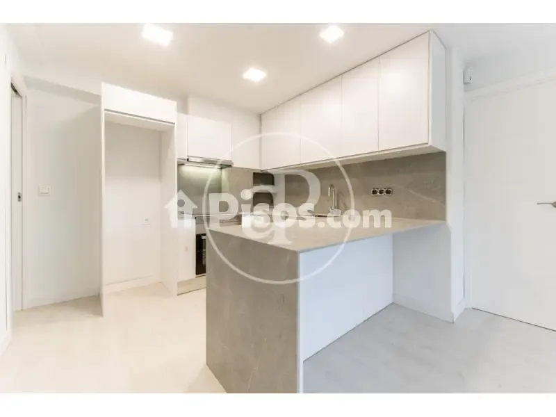 Cucina - Reformed Duplex with Pool in Arganzuela