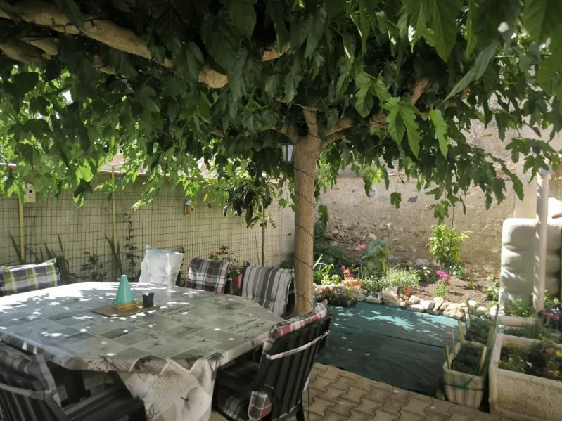 Aed - Spacious House with Garden in St Hippolyte