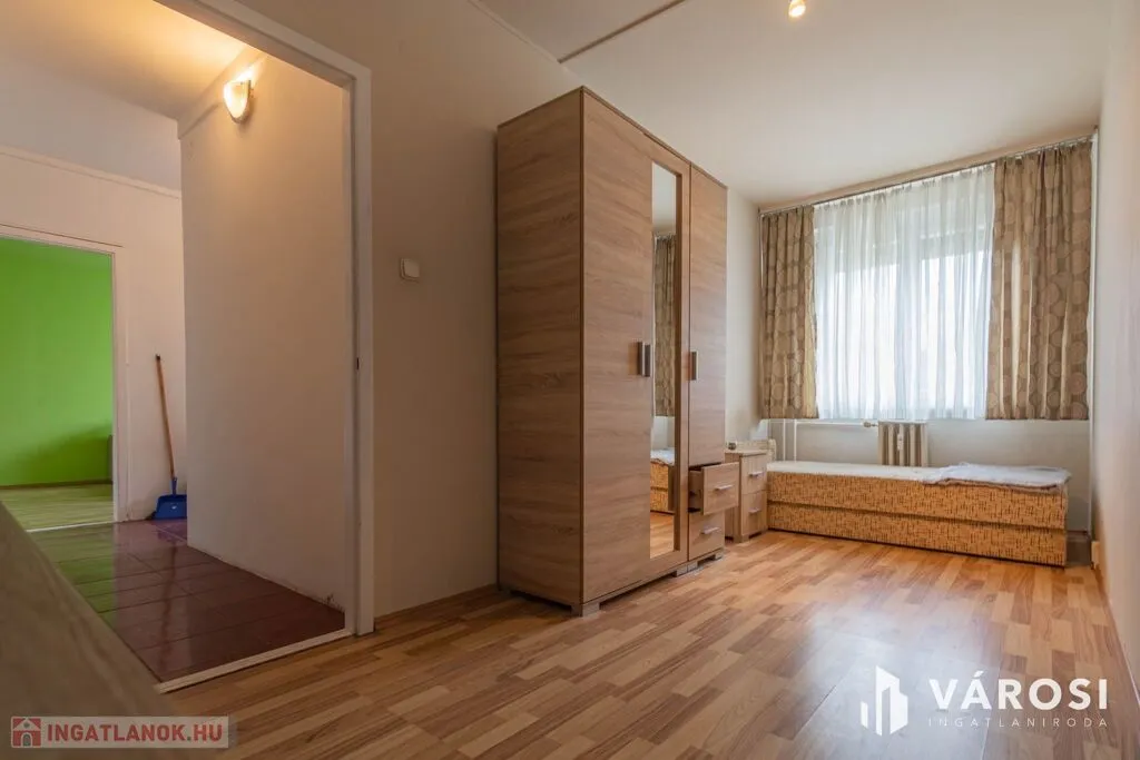 Magamistoad - Panel Flat with Optic Internet in Szeged