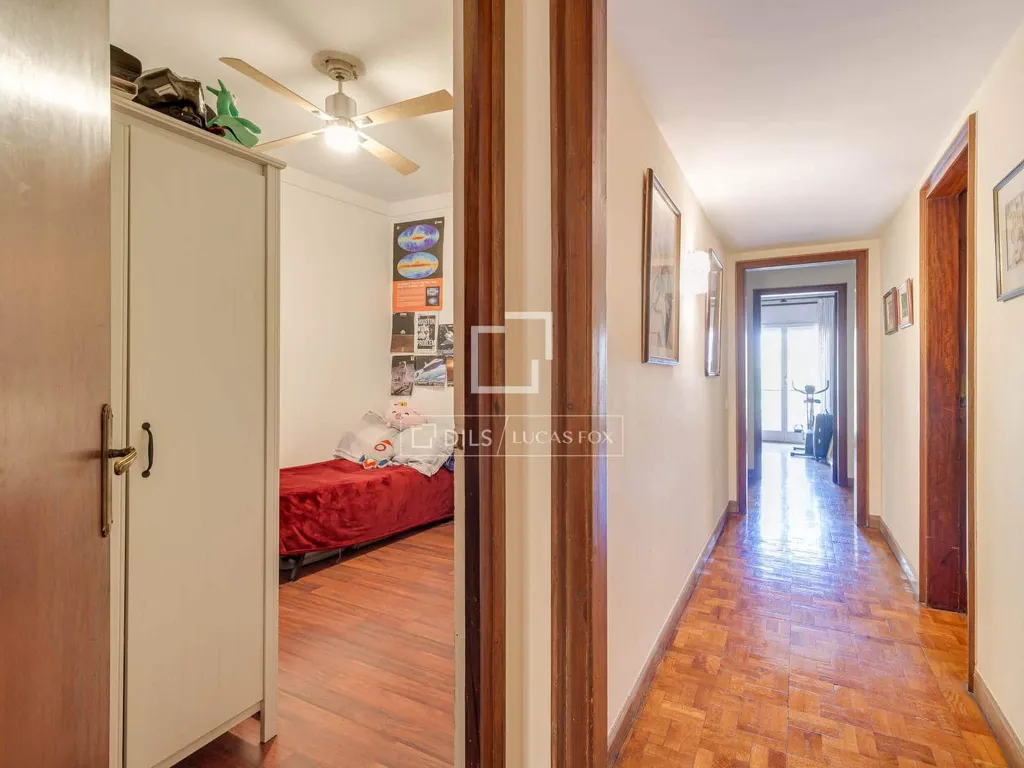 hallway_entrance